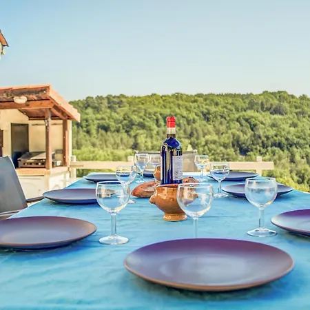 Awesome In Et Born Blis-et-Born