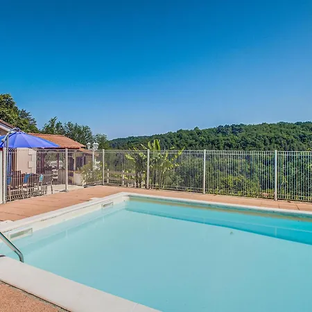 Awesome In Et Born Blis-et-Born