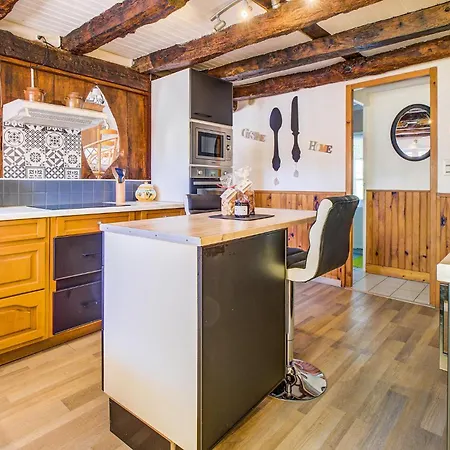 Amazing In Et Born With Kitchen Vakantiehuis Blis-et-Born