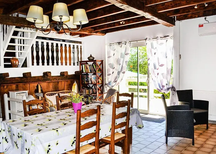 Casa de Férias Awesome In Et Born