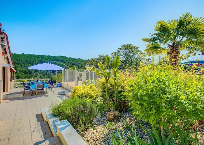 Awesome In Et Born Blis-et-Born